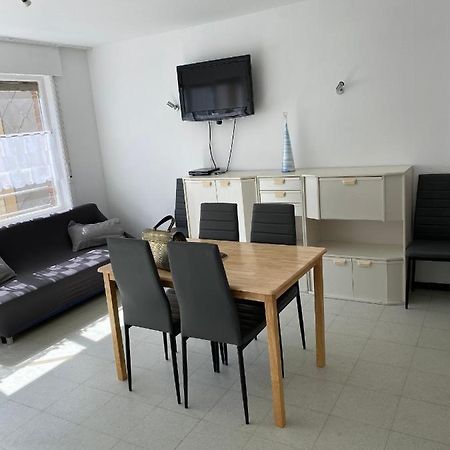 Studio Entree Par La Plage De Koksijde St Isdelbald Residence Portofino Luaran gambar